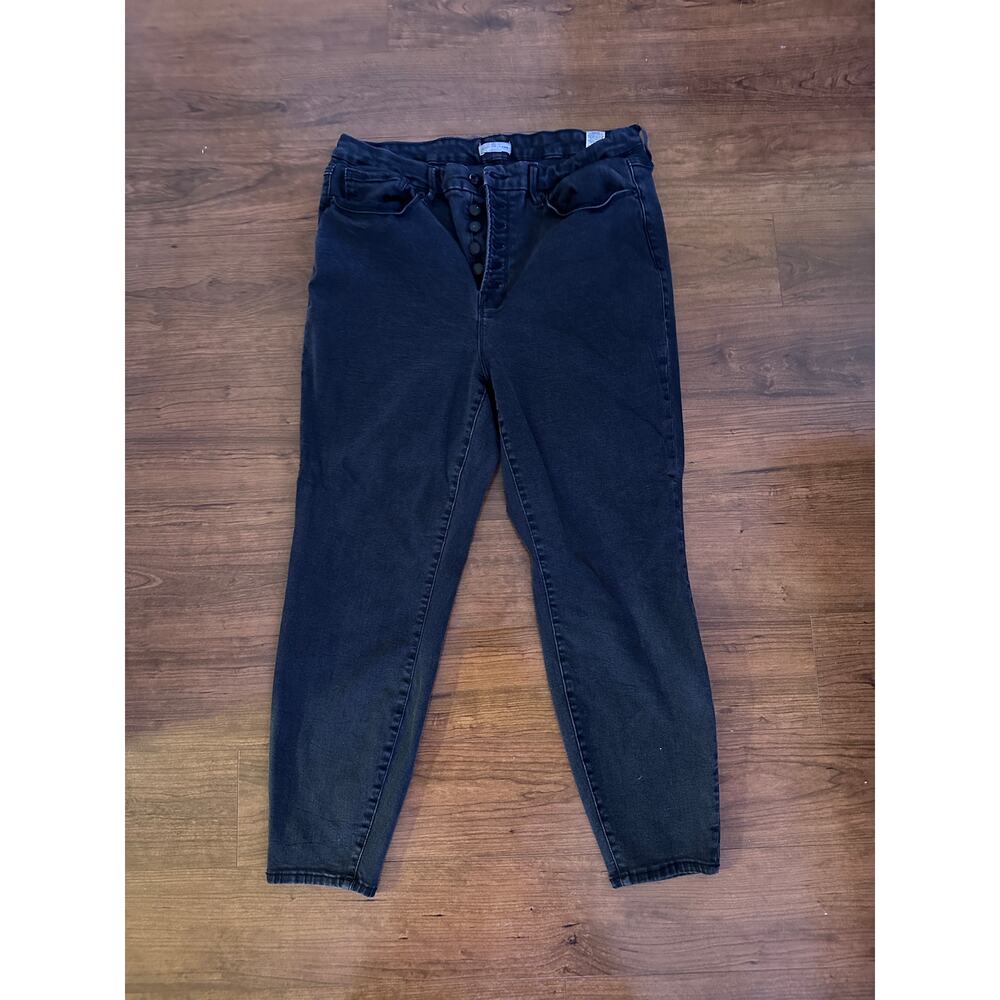 Good American Black Flare Wide Leg Jeans - Picture 2 of 6